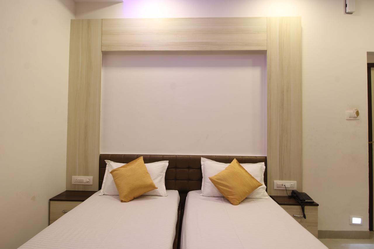 Golden Residency Otel Mumbai Dış mekan fotoğraf